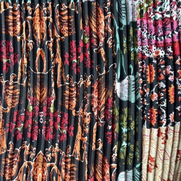 ANTHROPOLOGIE ONE SEPTEMBER Tamarosa Pleated Sleeveless Boho Blouse Size Medium - Picture 12 of 16